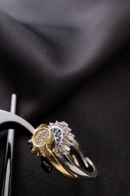 Güneş ve Ay Yüzük